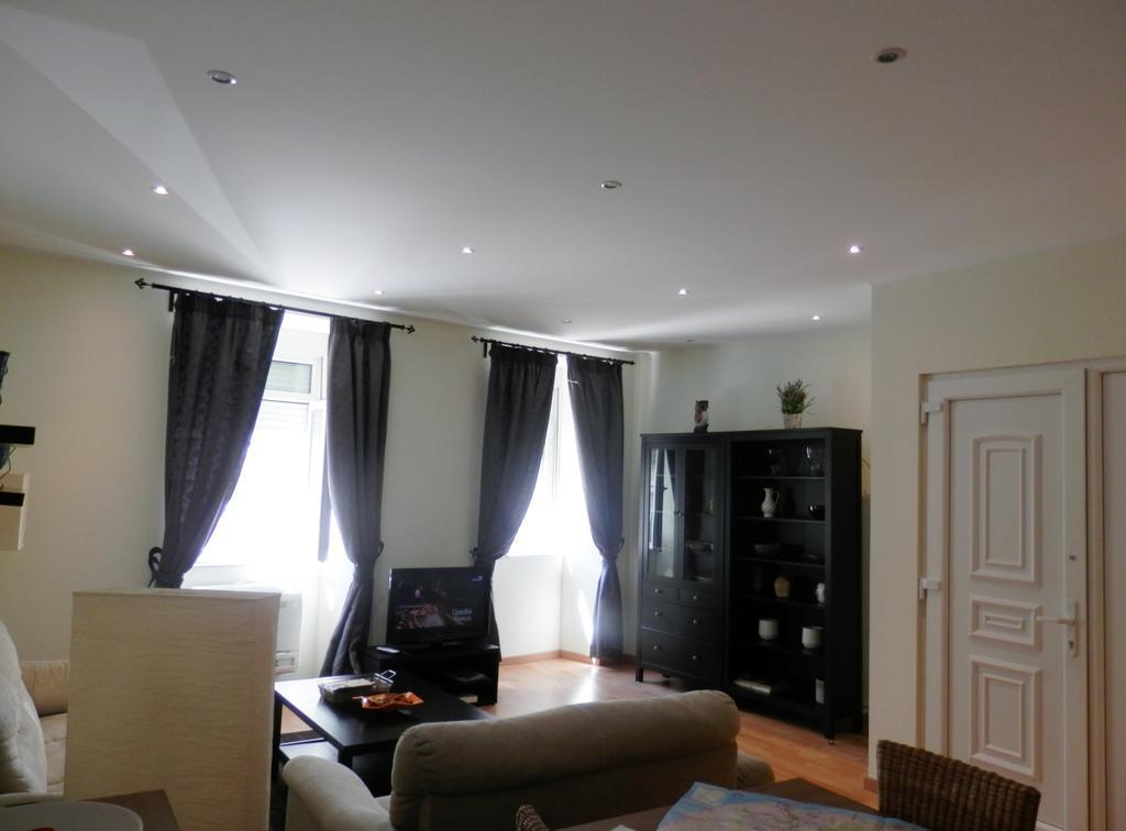 Downtown, Cozy Apartment In Lisbon Room photo
